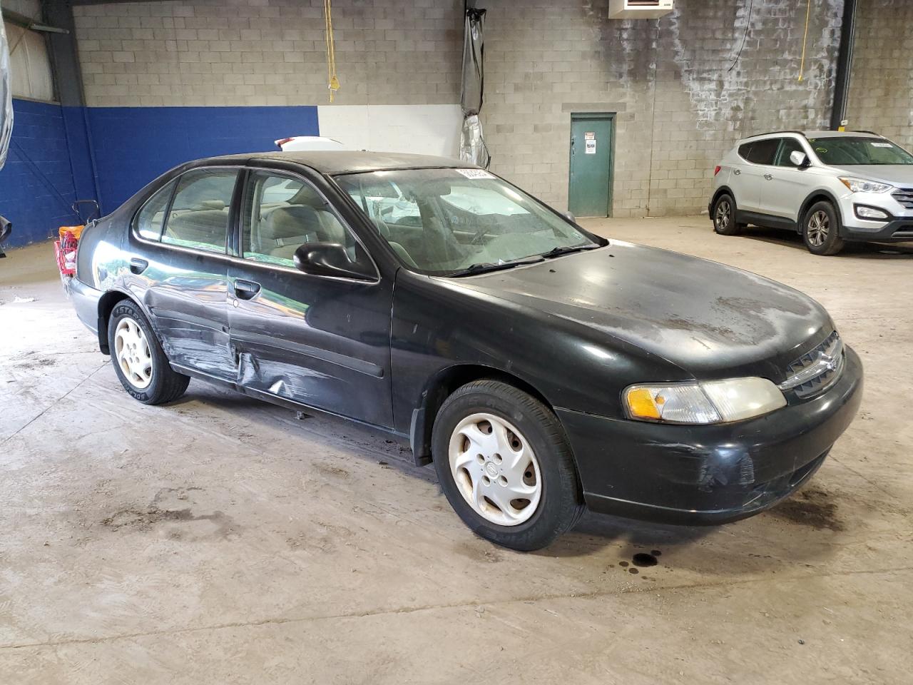 1N4DL01D2XC160812 1999 Nissan Altima Xe