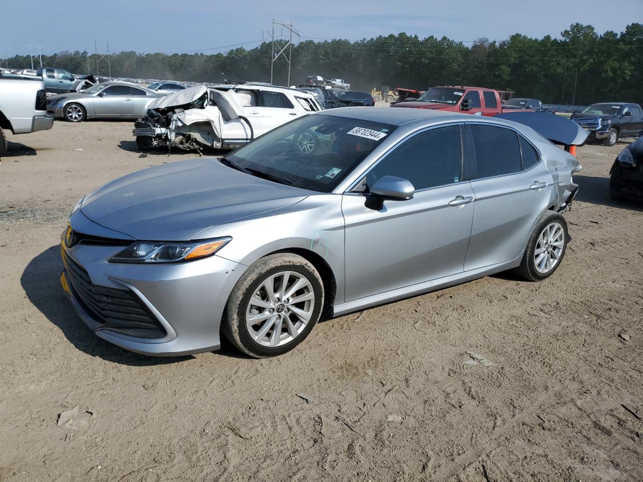 2021 Toyota Camry Le vin: 4T1C11AK3MU441132