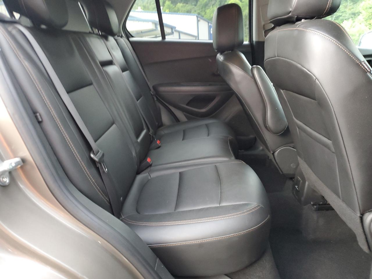 KL7CJPSM2NB530725 2022 Chevrolet Trax 1Lt