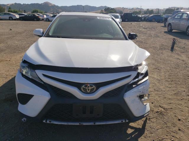 VIN 4T1B11HK8KU837846 2019 Toyota Camry, L no.5