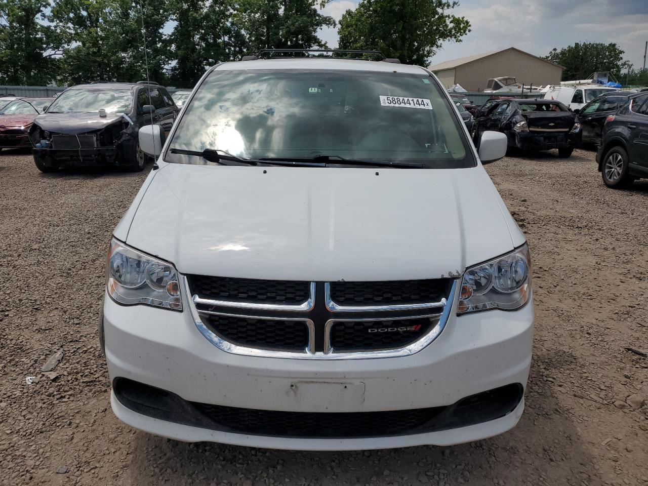 2016 Dodge Grand Caravan Sxt vin: 2C4RDGCG3GR325562