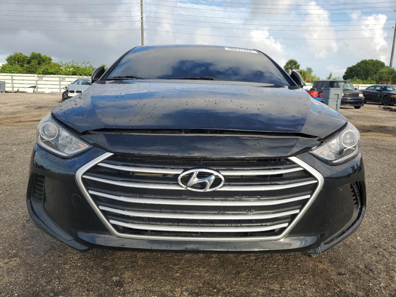 5NPD84LFXHH077569 2017 Hyundai Elantra Se