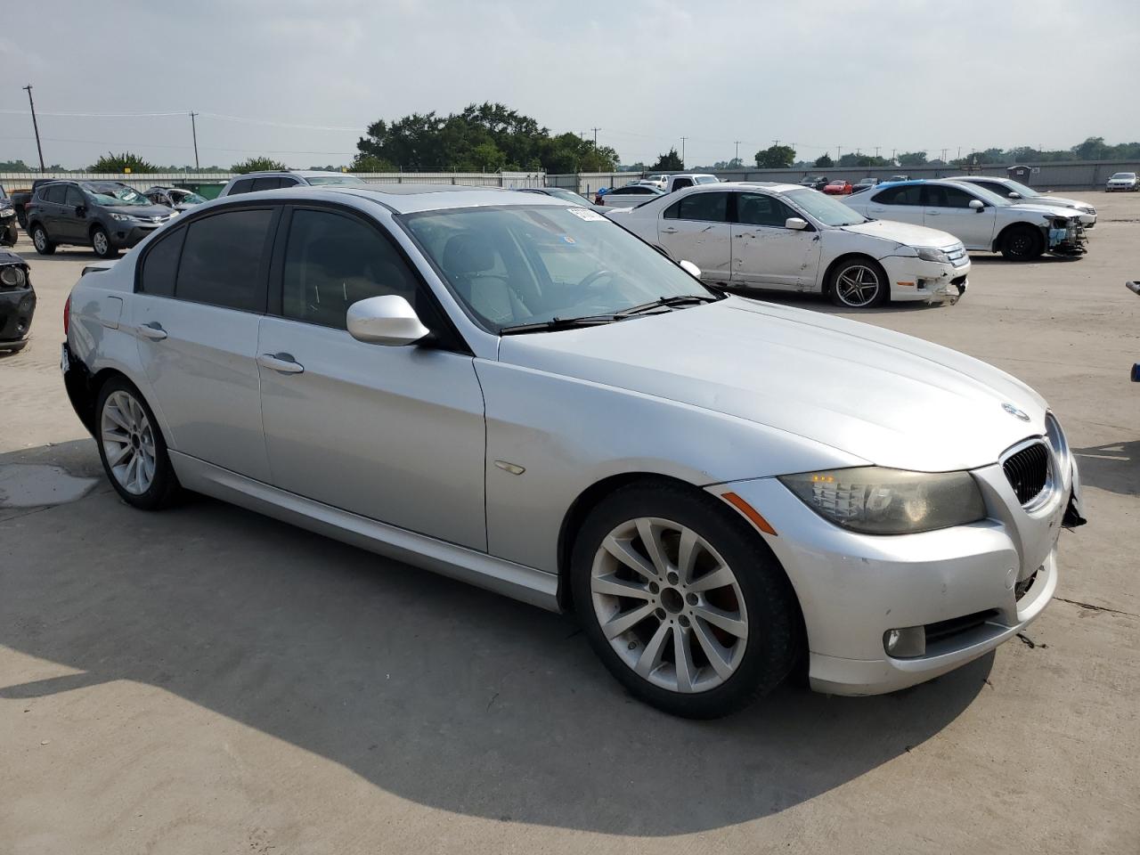 WBAPH7C5XBE674585 2011 BMW 328 I