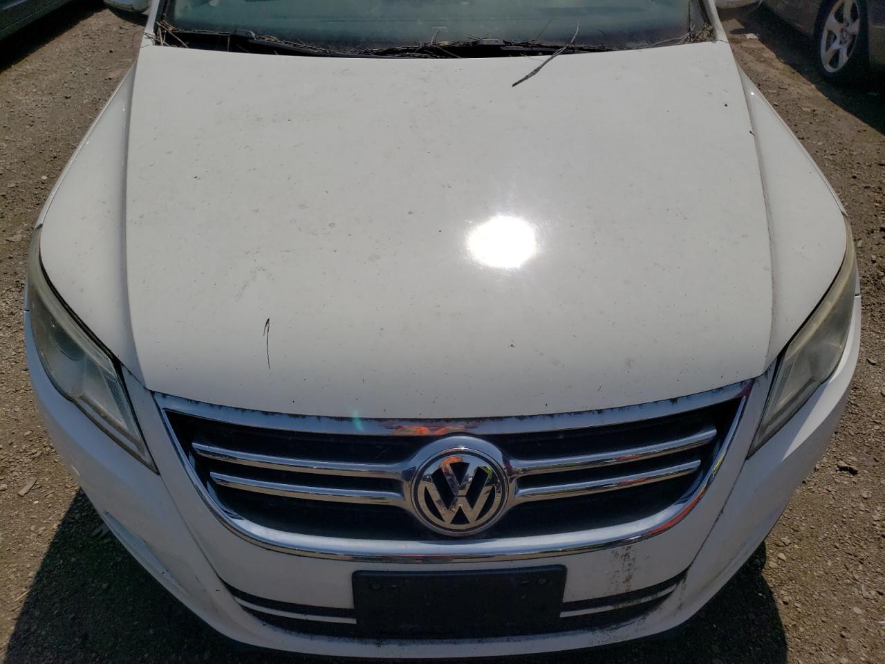 WVGBV75N59W000640 2009 Volkswagen Tiguan Se