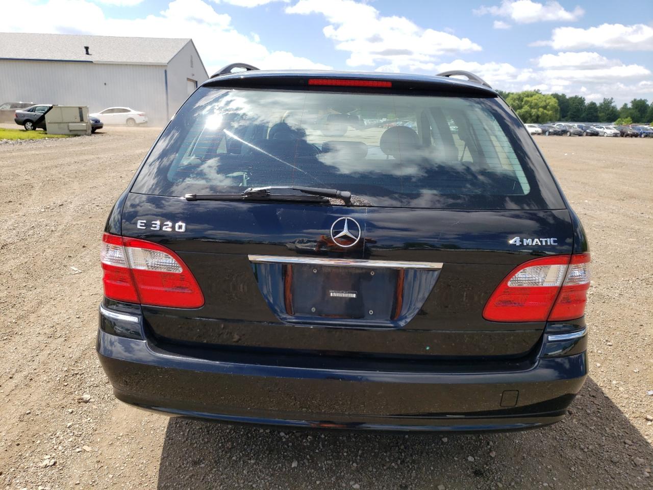 WDBUH82J14X116818 2004 Mercedes-Benz E 320 4Matic