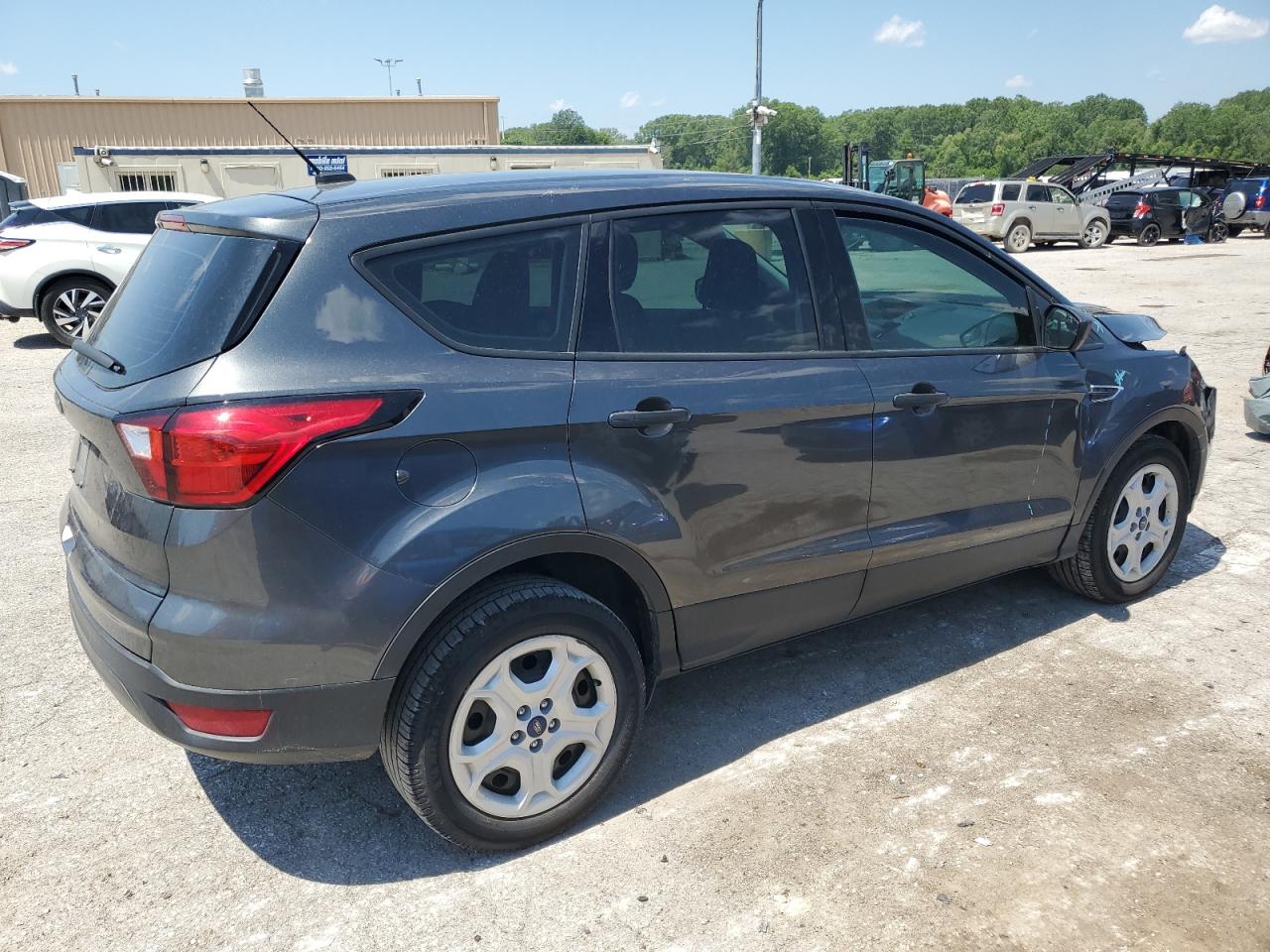 Lot #2715763377 2019 FORD ESCAPE S