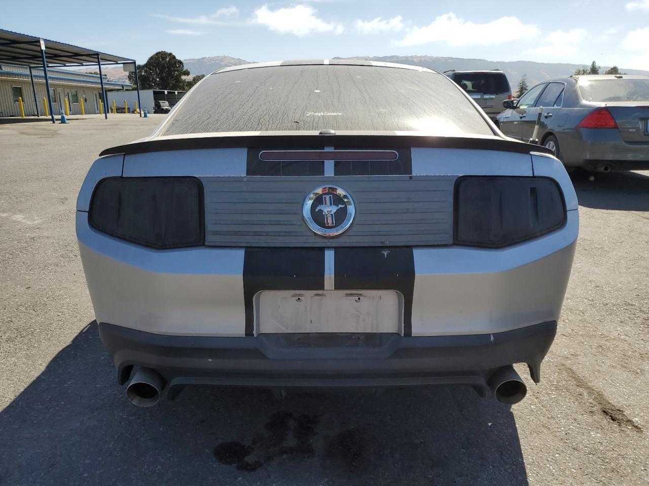1ZVBP8AN8A5133104 2010 Ford Mustang