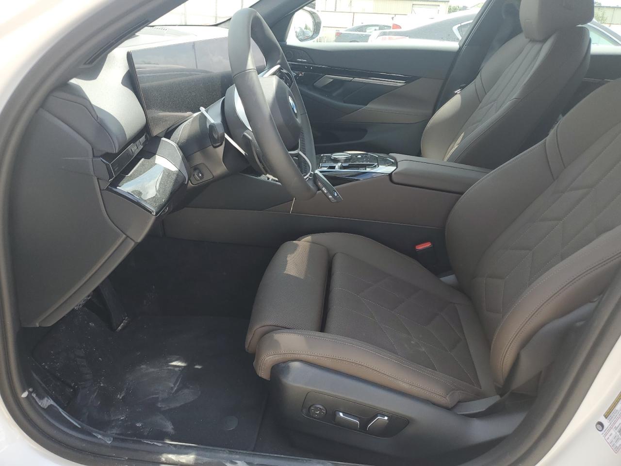 WBA43FJ00RCS05871 2024 BMW 530 I