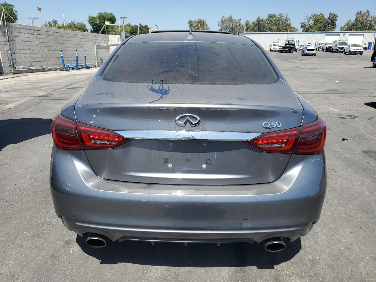 2018 Infiniti Q50 Luxe vin: JN1EV7AP8JM355944