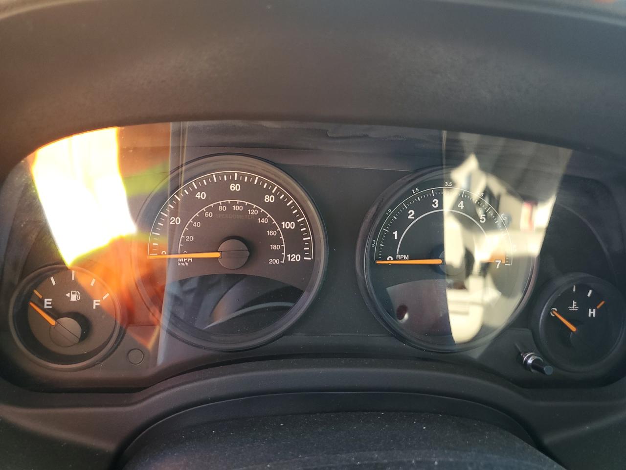 1C4NJCBA2GD804765 2016 Jeep Compass Sport