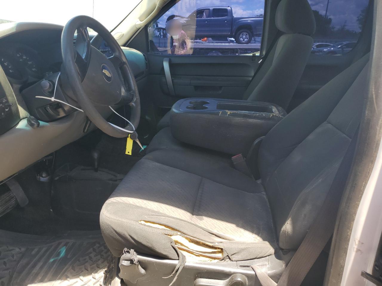 1GCRKREA3CZ156881 2012 Chevrolet Silverado K1500 Ls