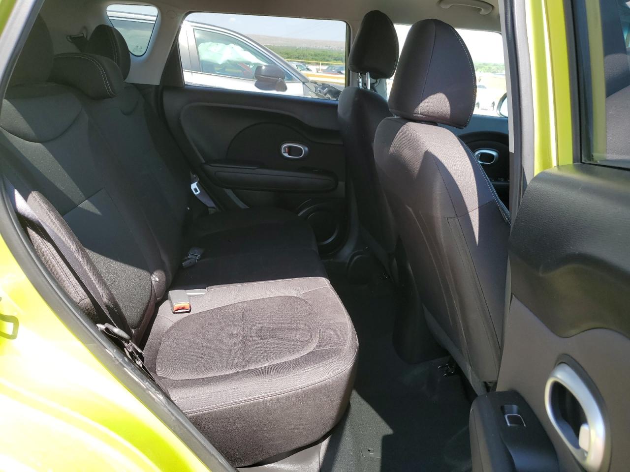 KNDJN2A26J7902226 2018 Kia Soul