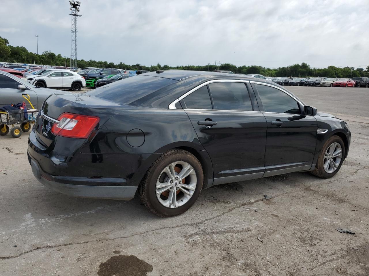 1FAHP2EW1AG105099 2010 Ford Taurus Sel