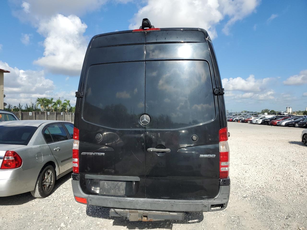 WD3PF1CD3HP549142 2017 Mercedes-Benz Sprinter 3500