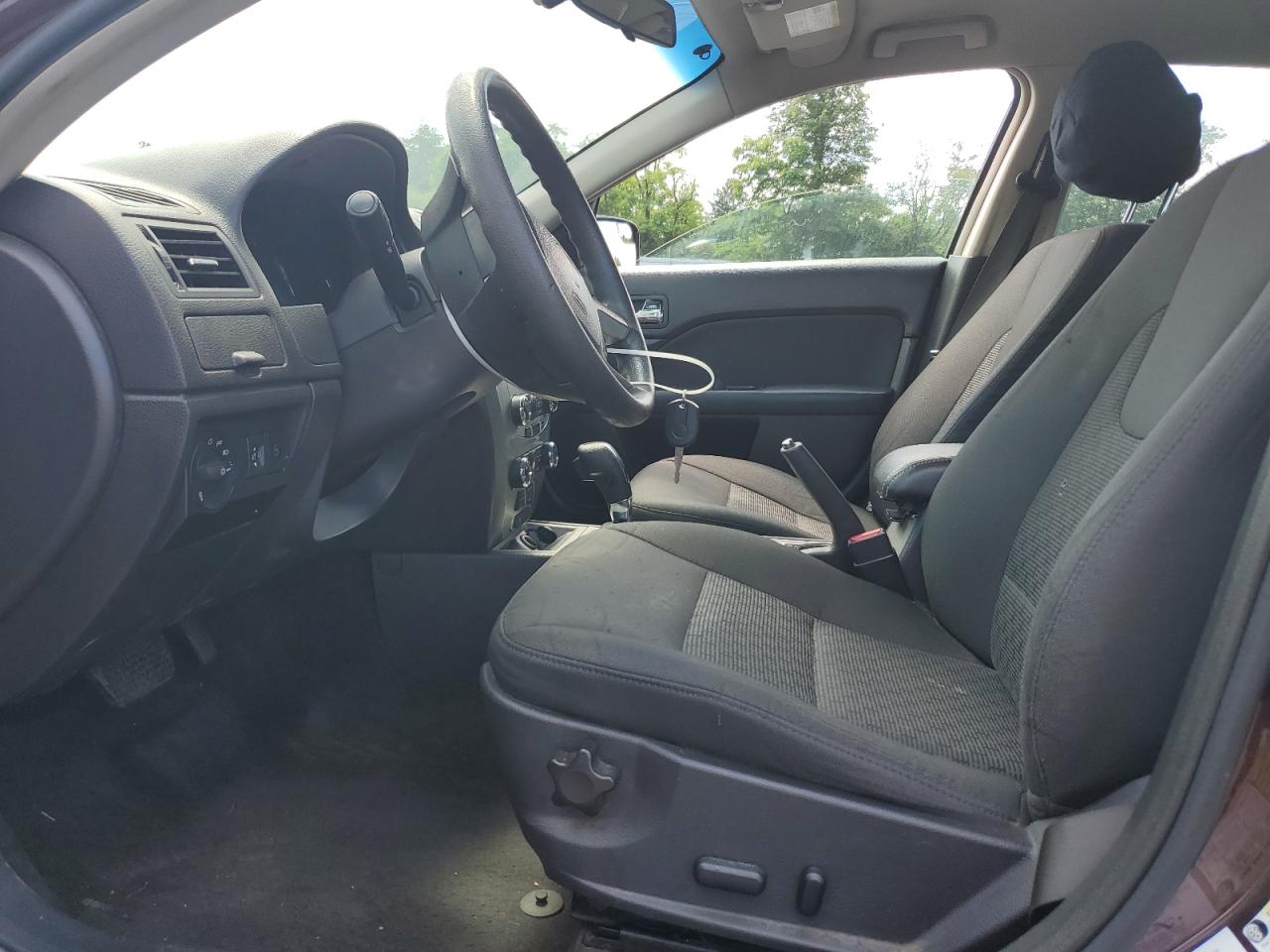 3FAHP0HA2BR203492 2011 Ford Fusion Se