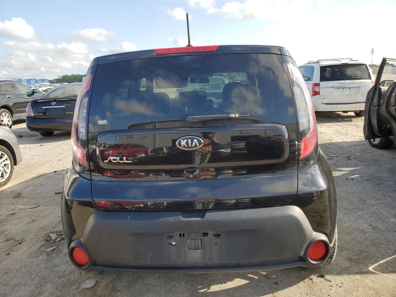 KNDJP3A53F7224844 2015 Kia Soul +