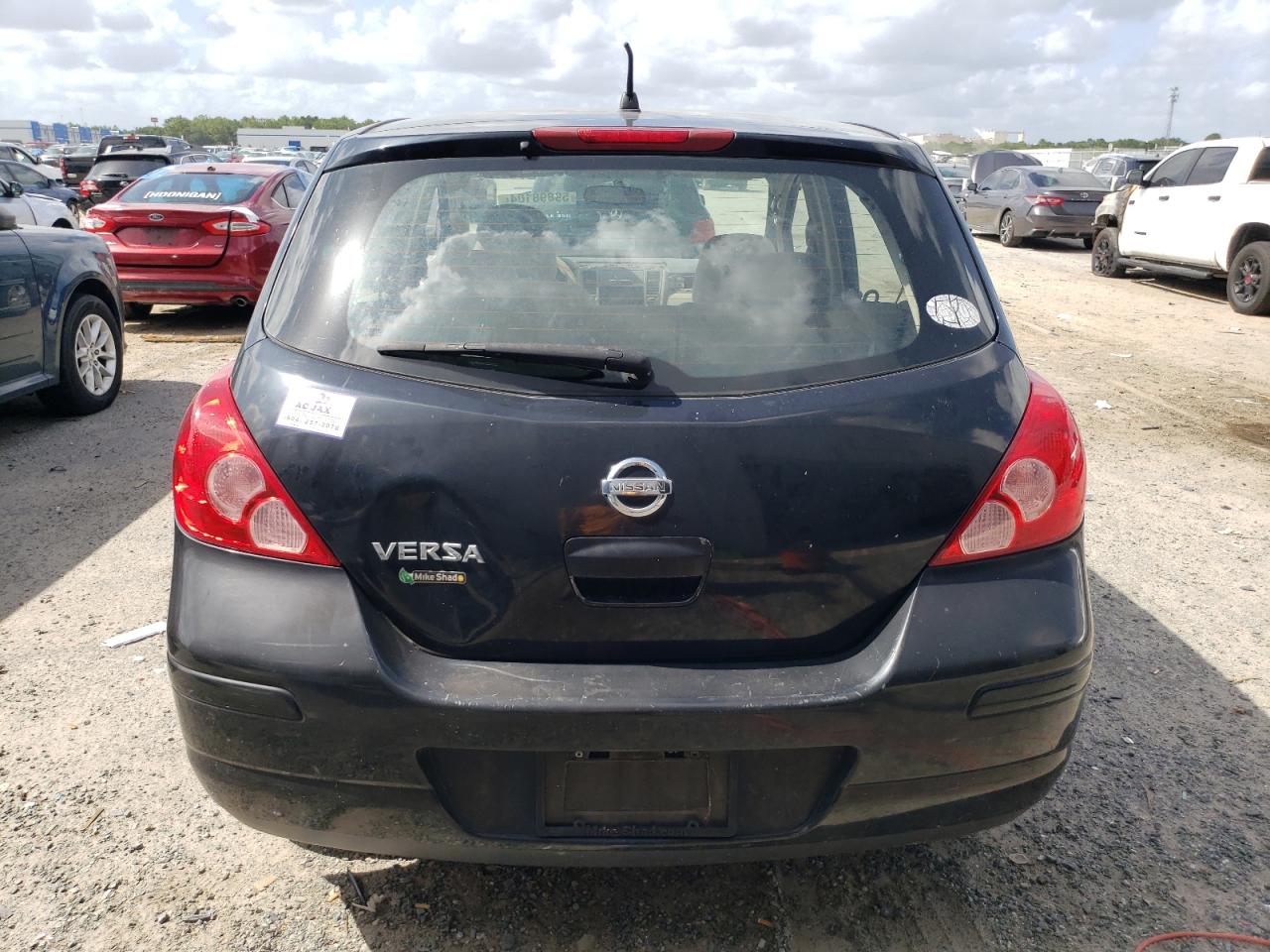 3N1BC13E18L358643 2008 Nissan Versa S