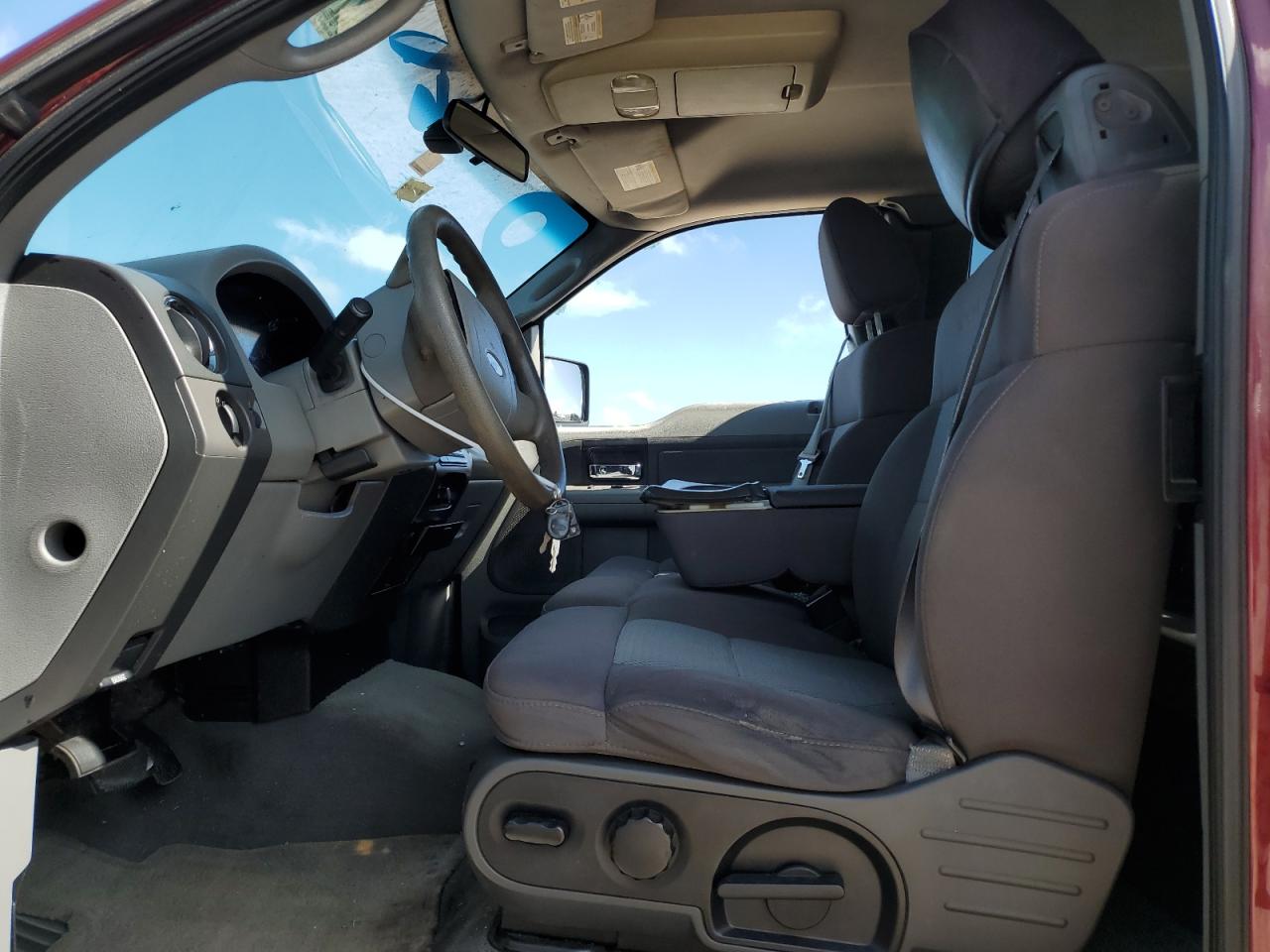 1FTRX12W65NB63837 2005 Ford F150