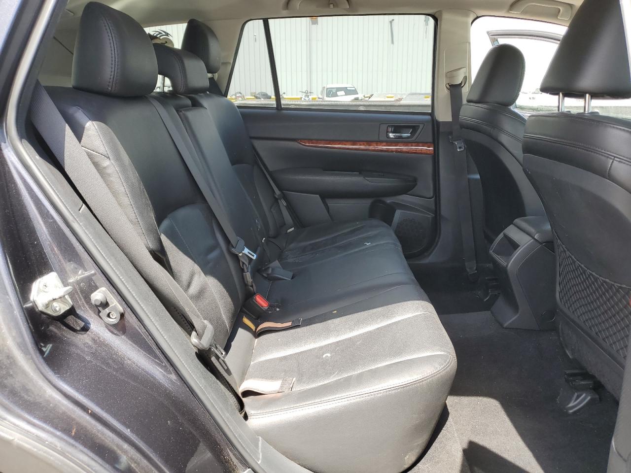 4S4BRBKCXB3401568 2011 Subaru Outback 2.5I Limited