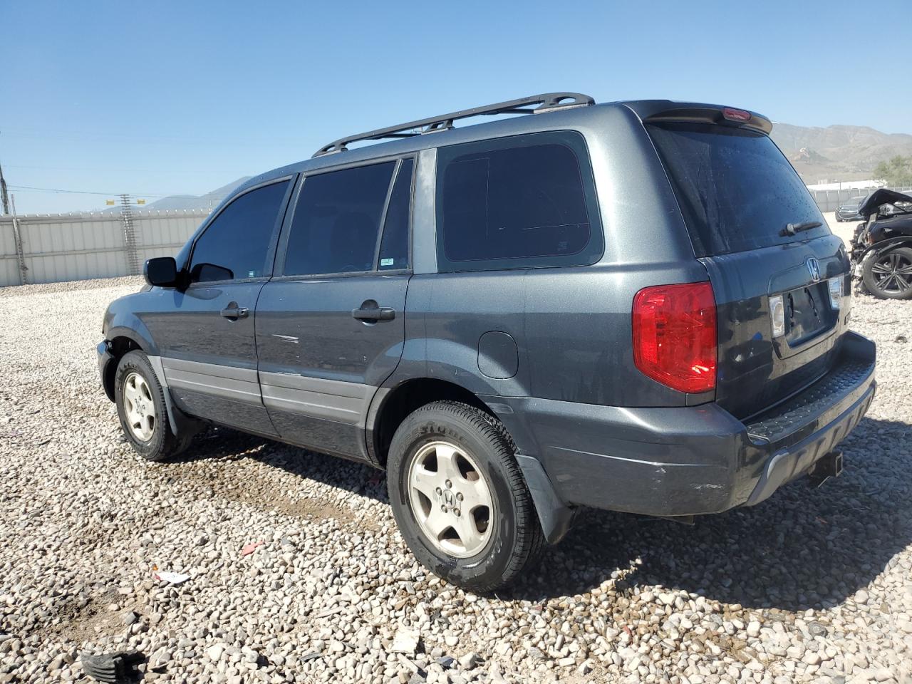 2HKYF18165H554688 2005 Honda Pilot Lx