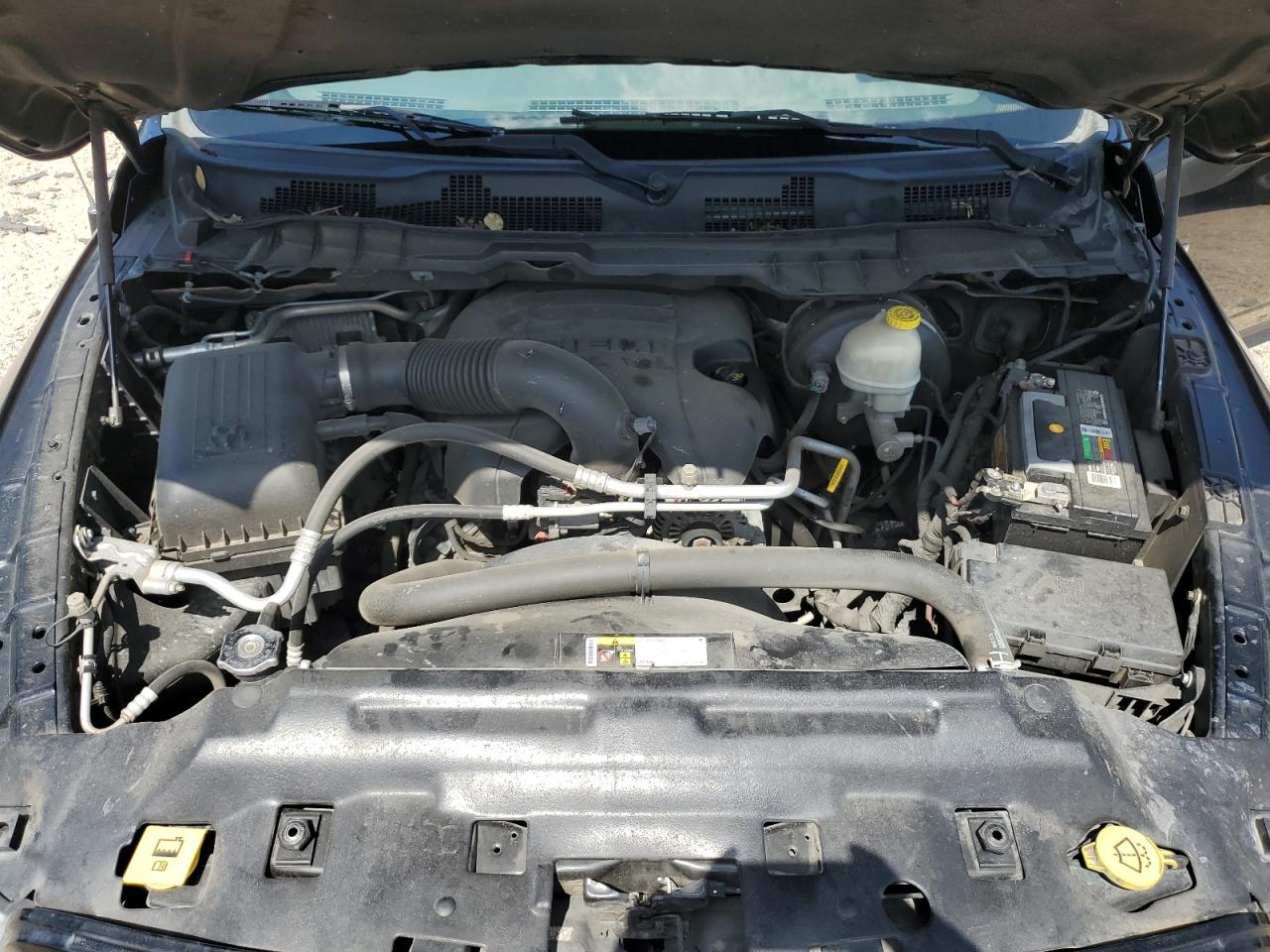 1C6RR7KT9FS545583 2015 Ram 1500 St