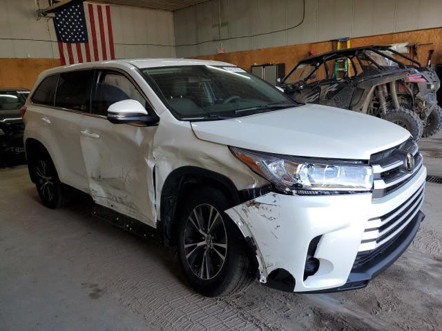 VIN 5TDBZRFH8KS924220 2019 Toyota Highlander, LE no.4