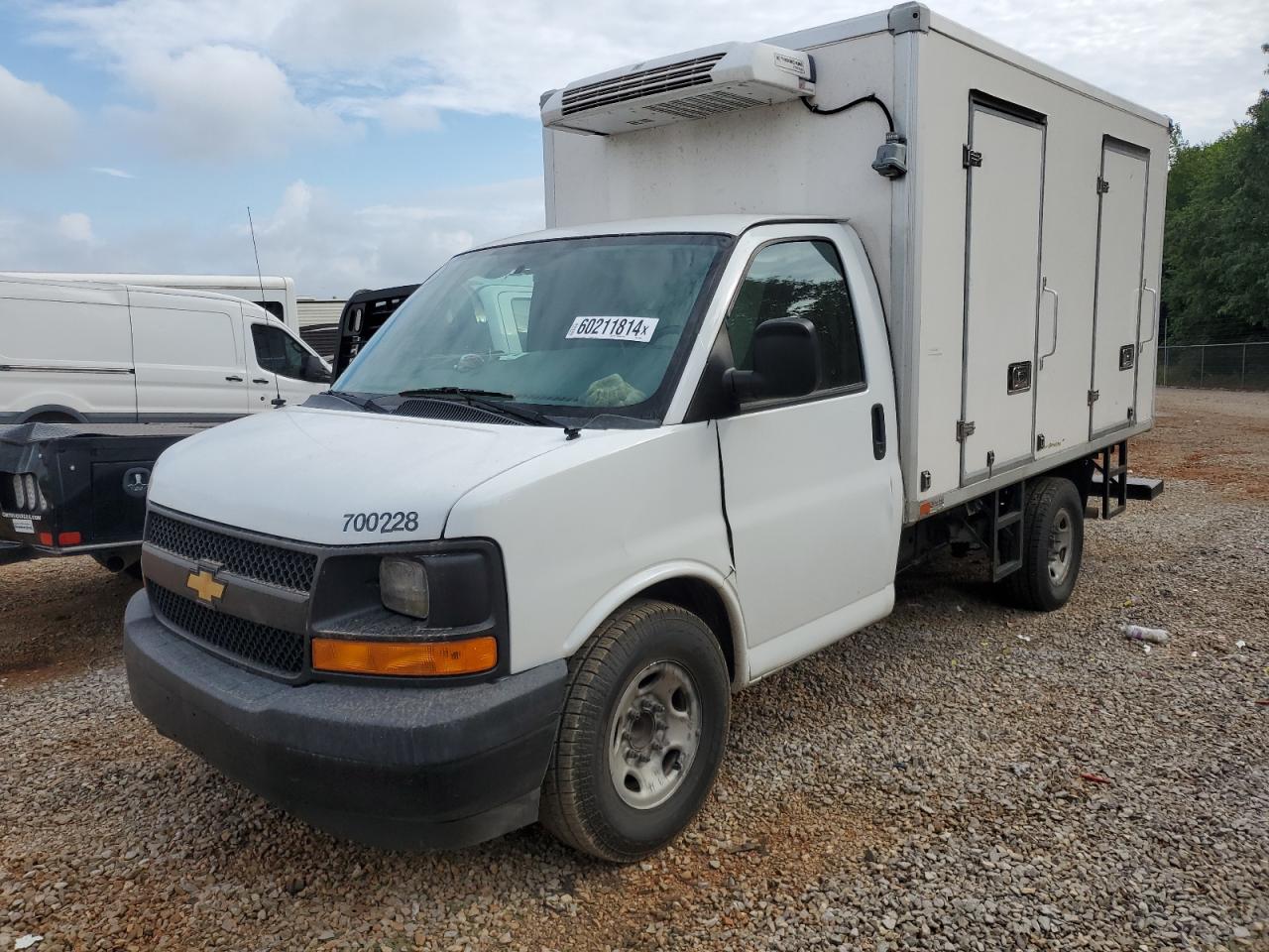 1GB0GRFFXH1336566 2017 Chevrolet Express G3500