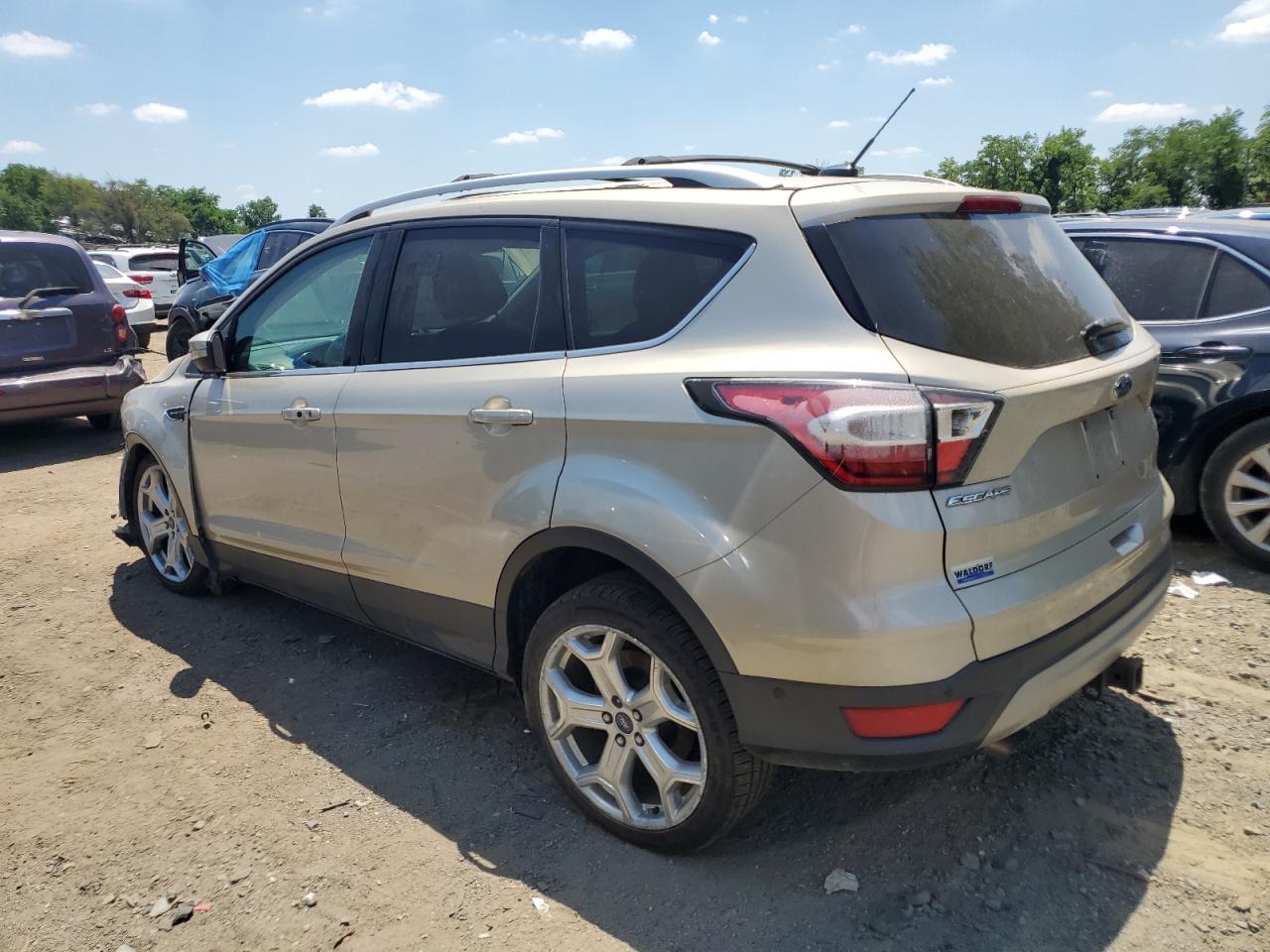 2017 Ford Escape Titanium vin: 1FMCU9J96HUA76485