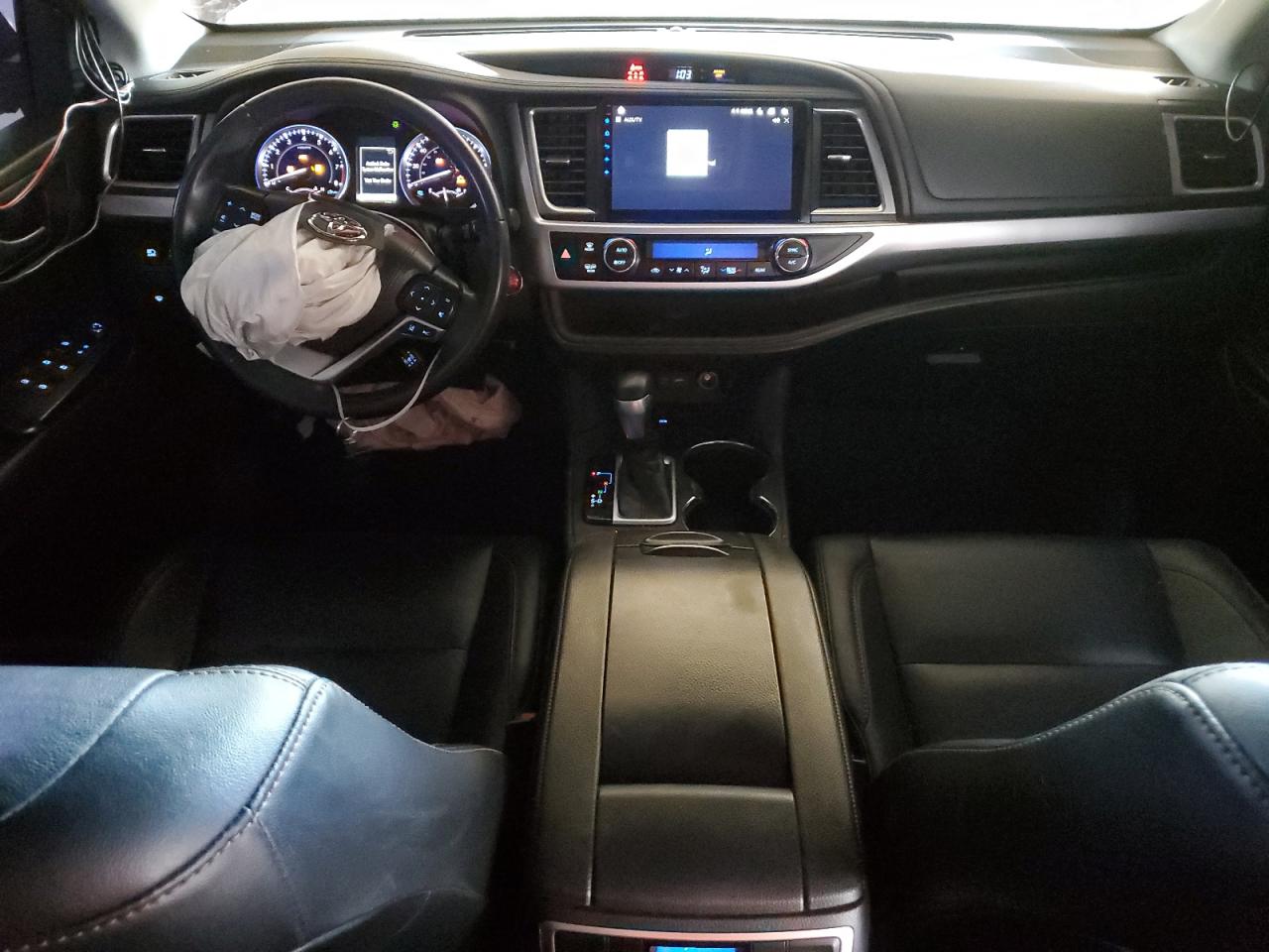 5TDKZRFH3KS355972 2019 Toyota Highlander Se