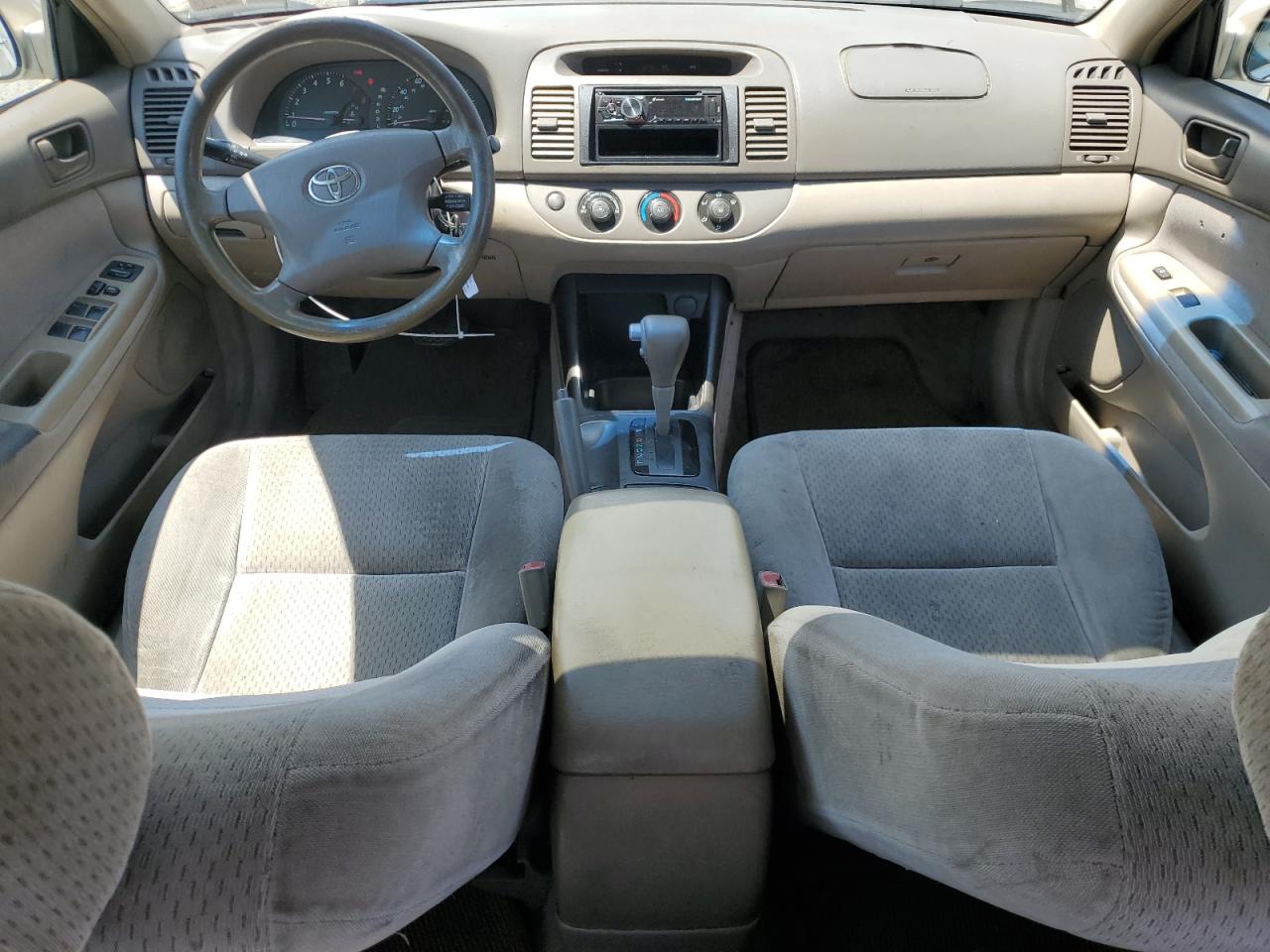 4T1BE32KX3U241695 2003 Toyota Camry Le