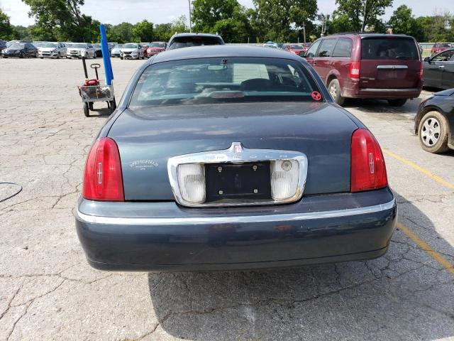 1998 Lincoln Town Car Signature VIN: 1LNFM82WXWY654993 Lot: 56431134