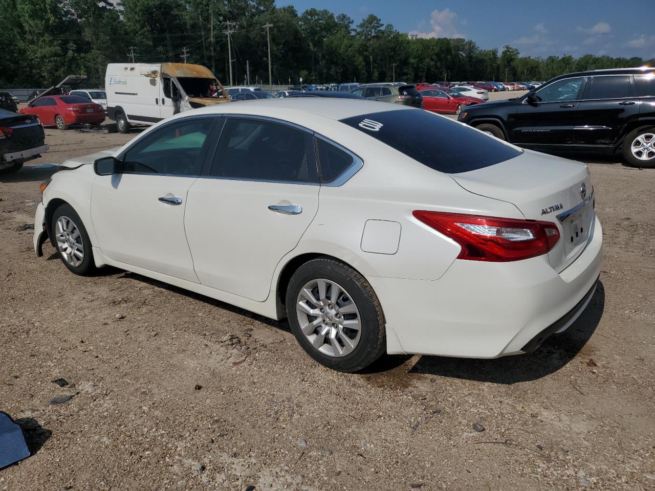 2017 Nissan Altima 2.5 vin: 1N4AL3AP3HN310270