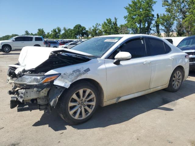 VIN 4T1B11HK6JU102507 2018 Toyota Camry, L no.1