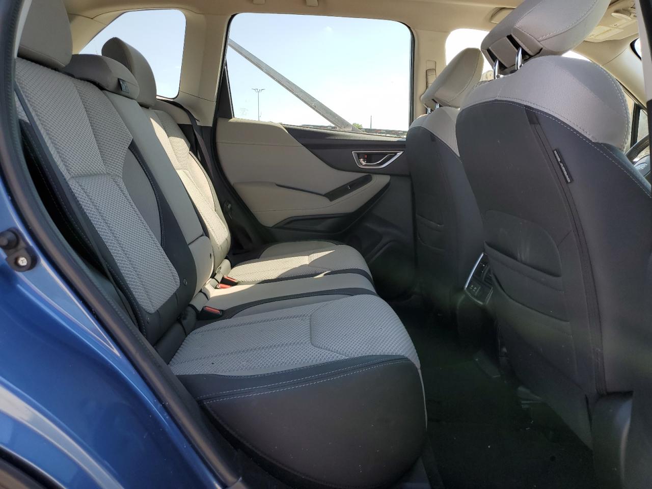 JF2SKAGC7KH585030 2019 Subaru Forester Premium