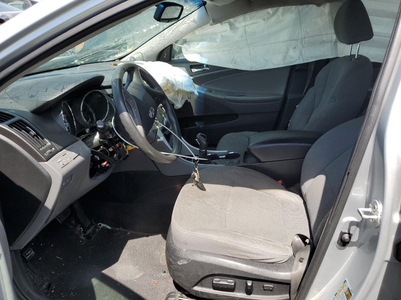 5NPEB4AC5DH752687 2013 Hyundai Sonata Gls