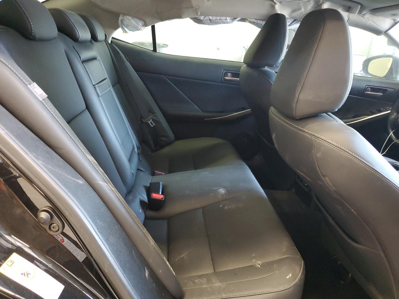 JTHBA1D29H5040985 2017 Lexus Is 200T