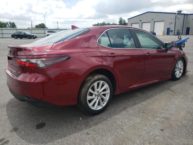 VIN 4T1C11AKXNU683613 2022 Toyota Camry, LE no.3