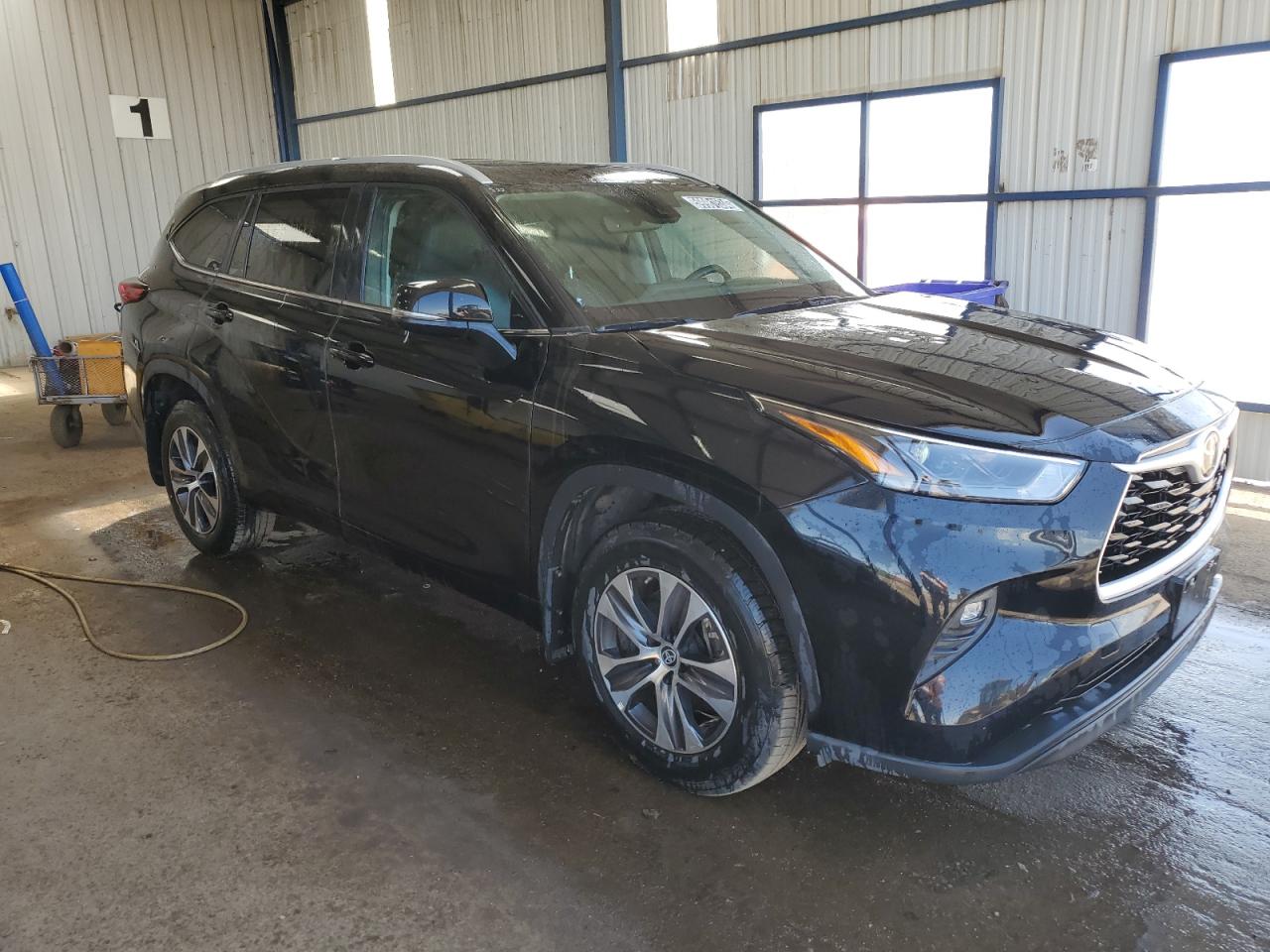 2023 Toyota Highlander L vin: 5TDKDRBH4PS012082