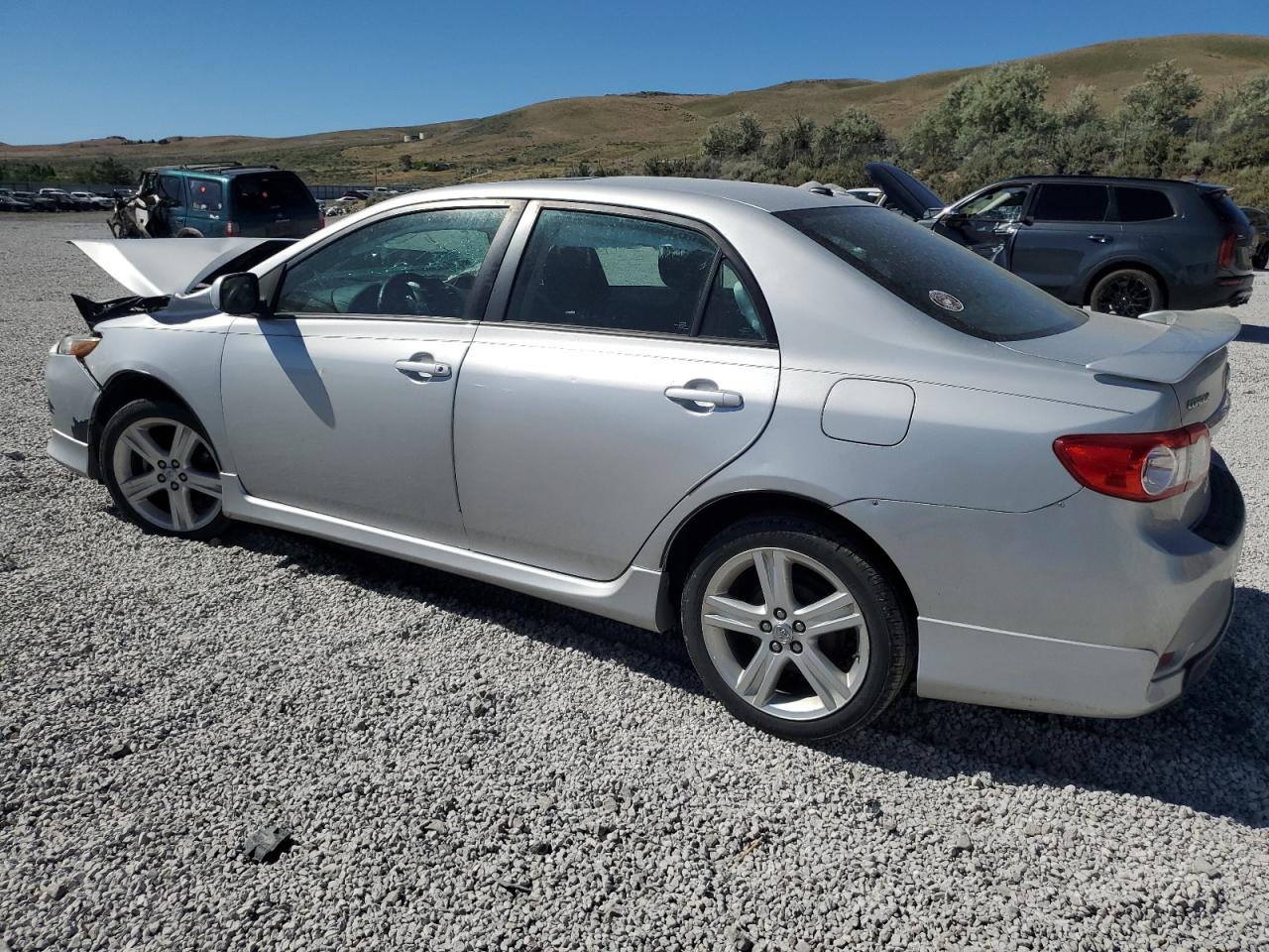 2013 Toyota Corolla Base vin: 5YFBU4EE8DP125493