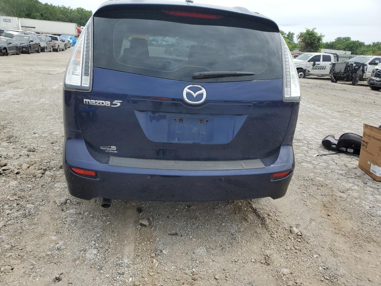 JM1CR2W38A0365432 2010 Mazda 5