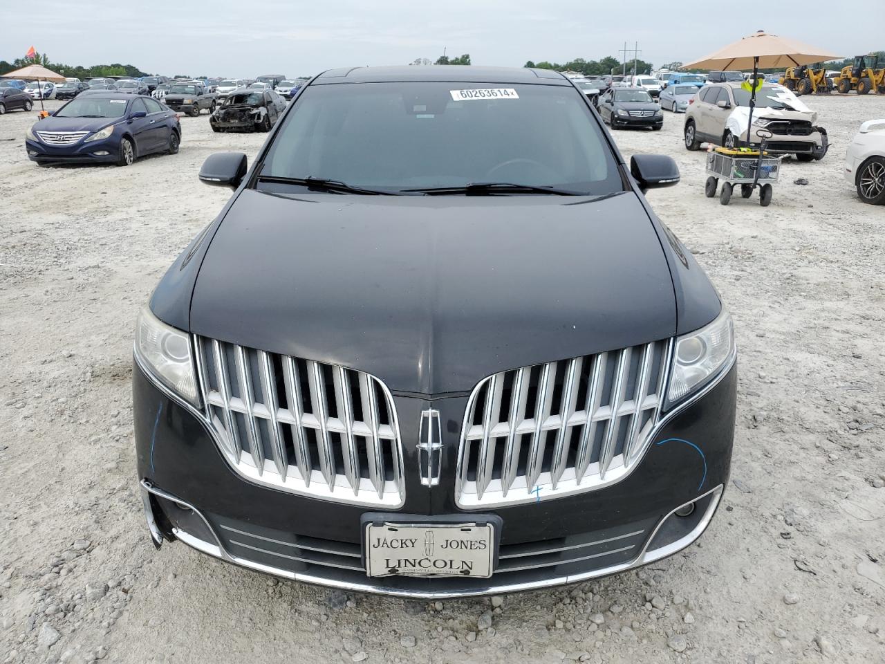 2LMHJ5AR6BBJ52456 2011 Lincoln Mkt