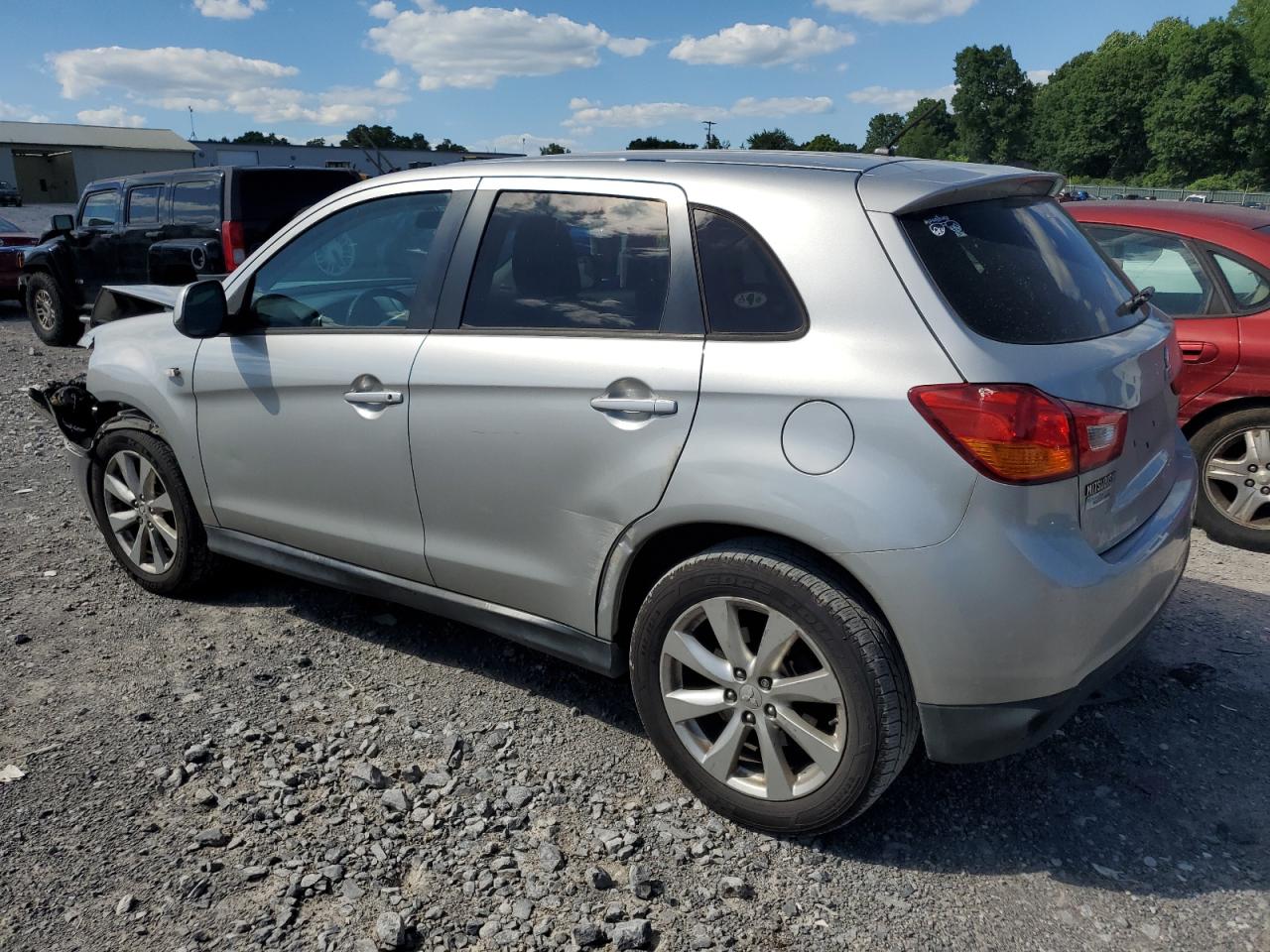 2015 Mitsubishi Outlander Sport Es vin: 4A4AR3AU7FE014043