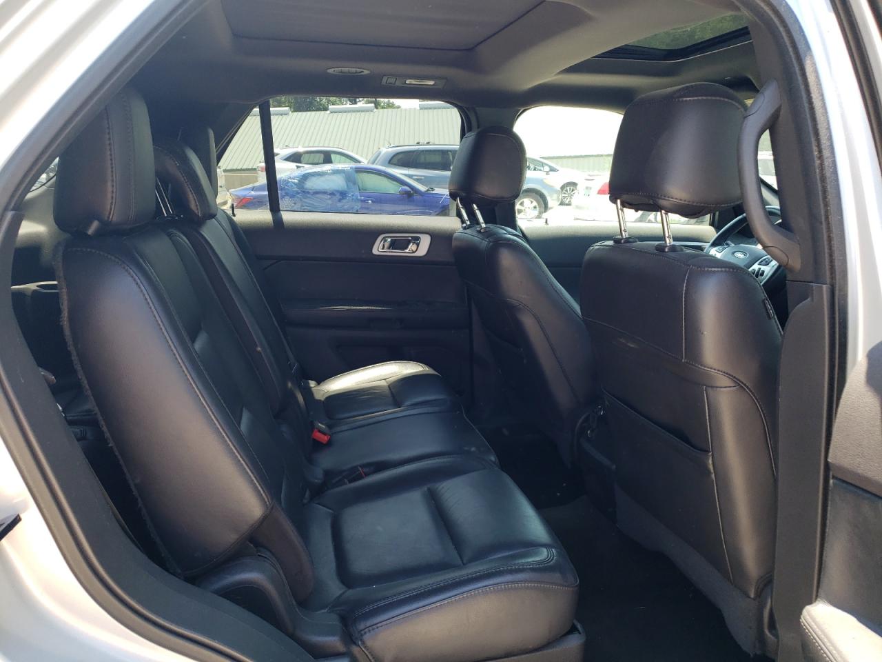 1FM5K8D80FGB45047 2015 Ford Explorer Xlt