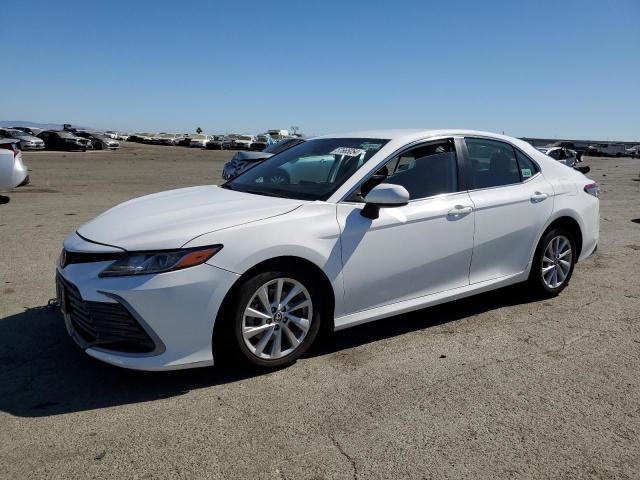 2022 Toyota Camry, LE