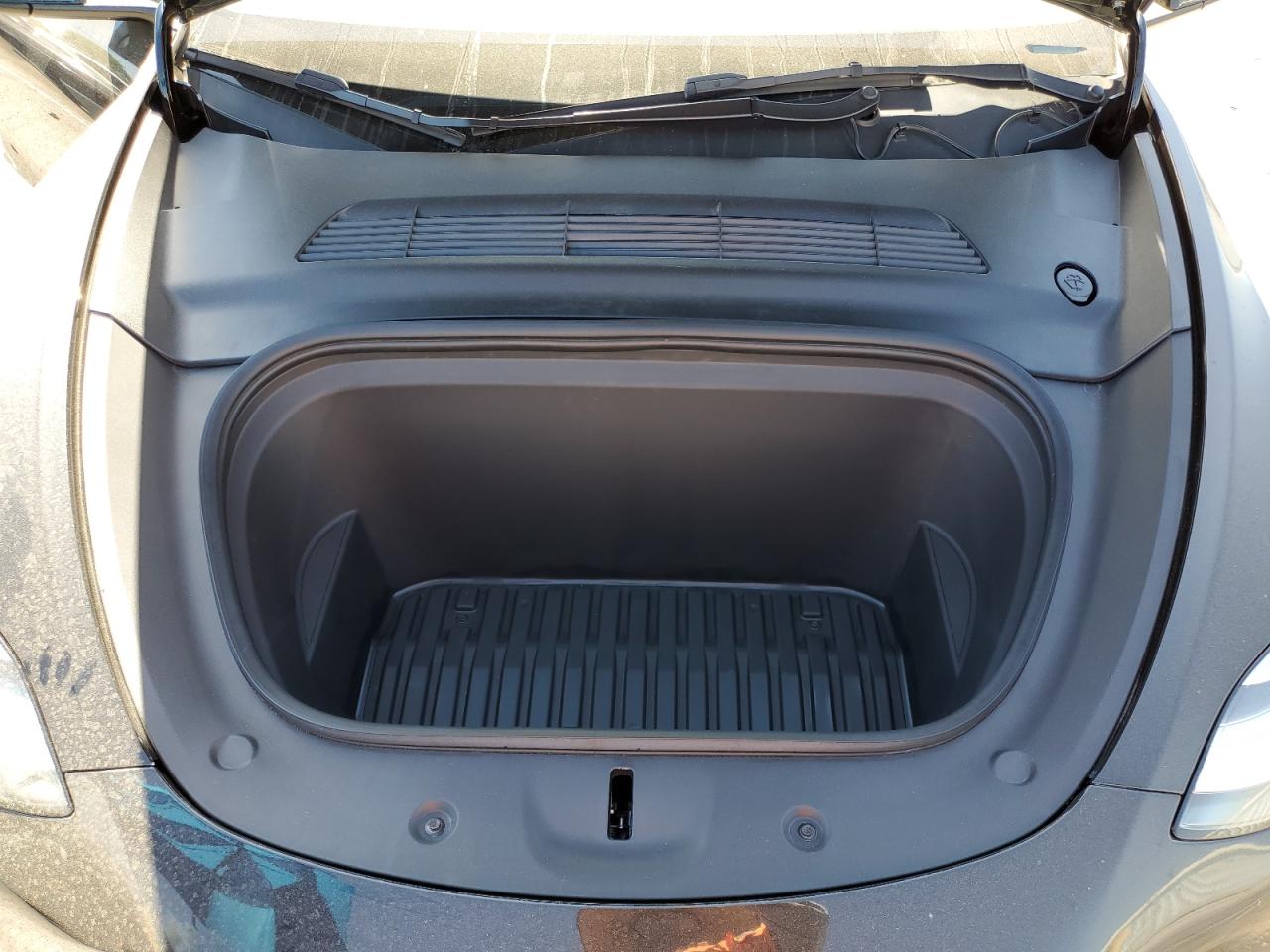 7SAYGAEE4NF382229 2022 Tesla Model Y