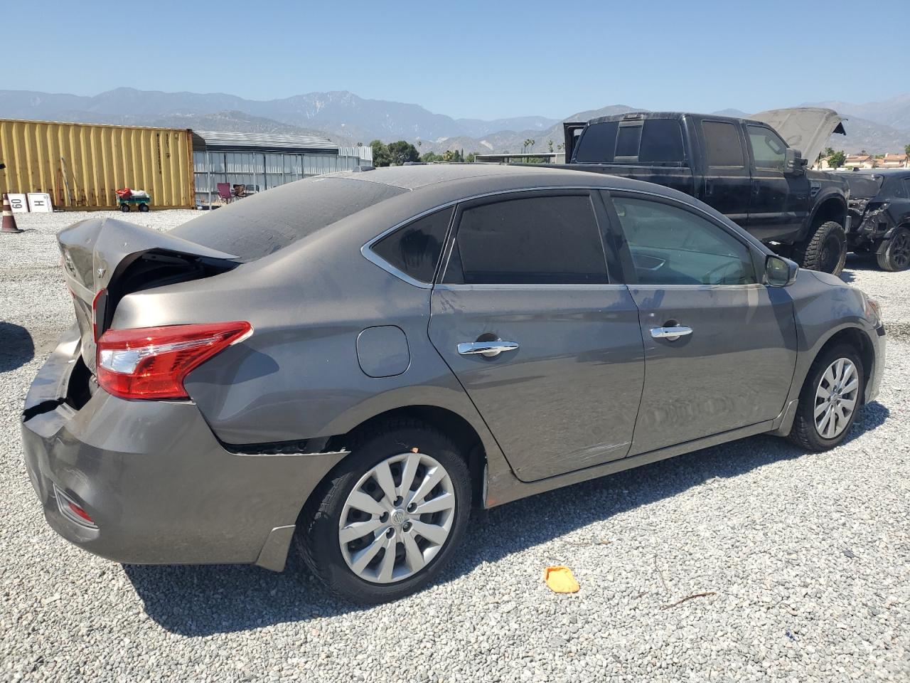 2016 Nissan Sentra S vin: 3N1AB7AP6GL675368