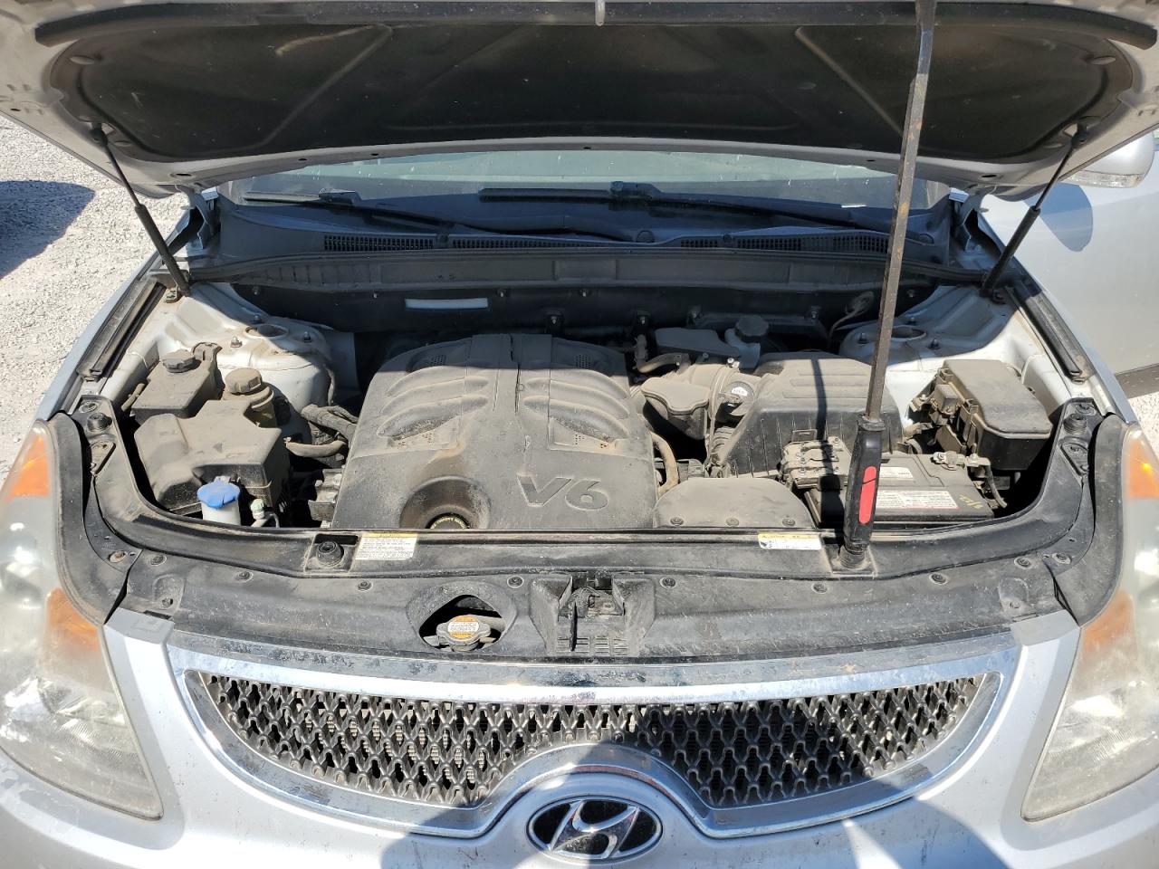 KM8NUDCC4BU143273 2011 Hyundai Veracruz Gls