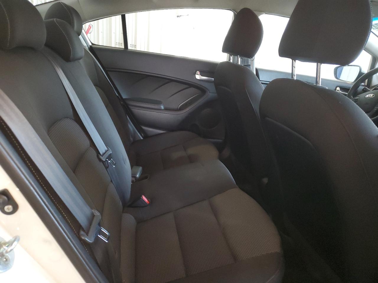 3KPFK4A71HE029209 2017 Kia Forte Lx