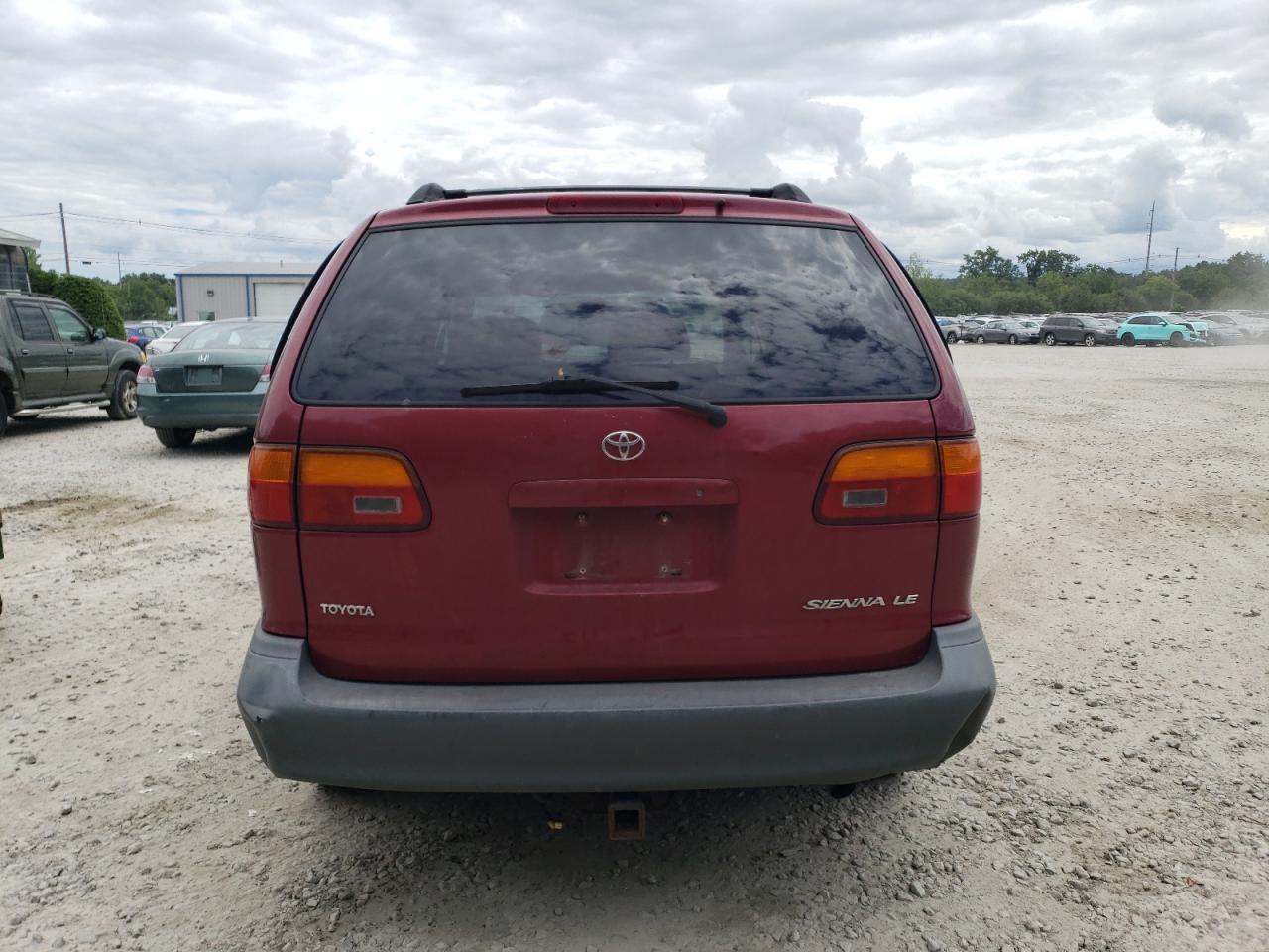 4T3ZF13C8WU034497 1998 Toyota Sienna Le