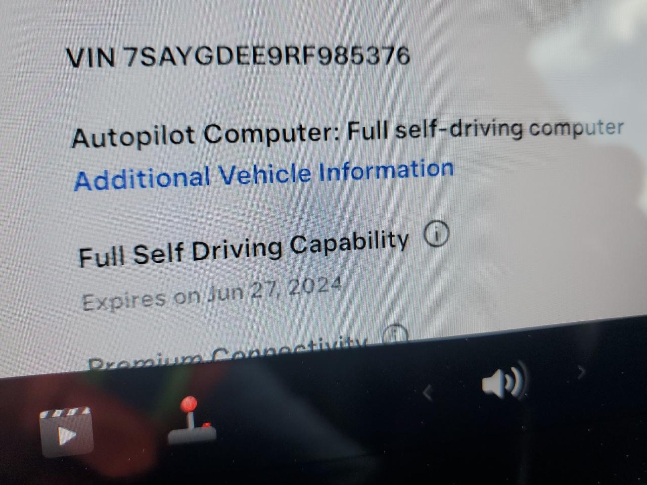 7SAYGDEE9RF985376 2024 Tesla Model Y